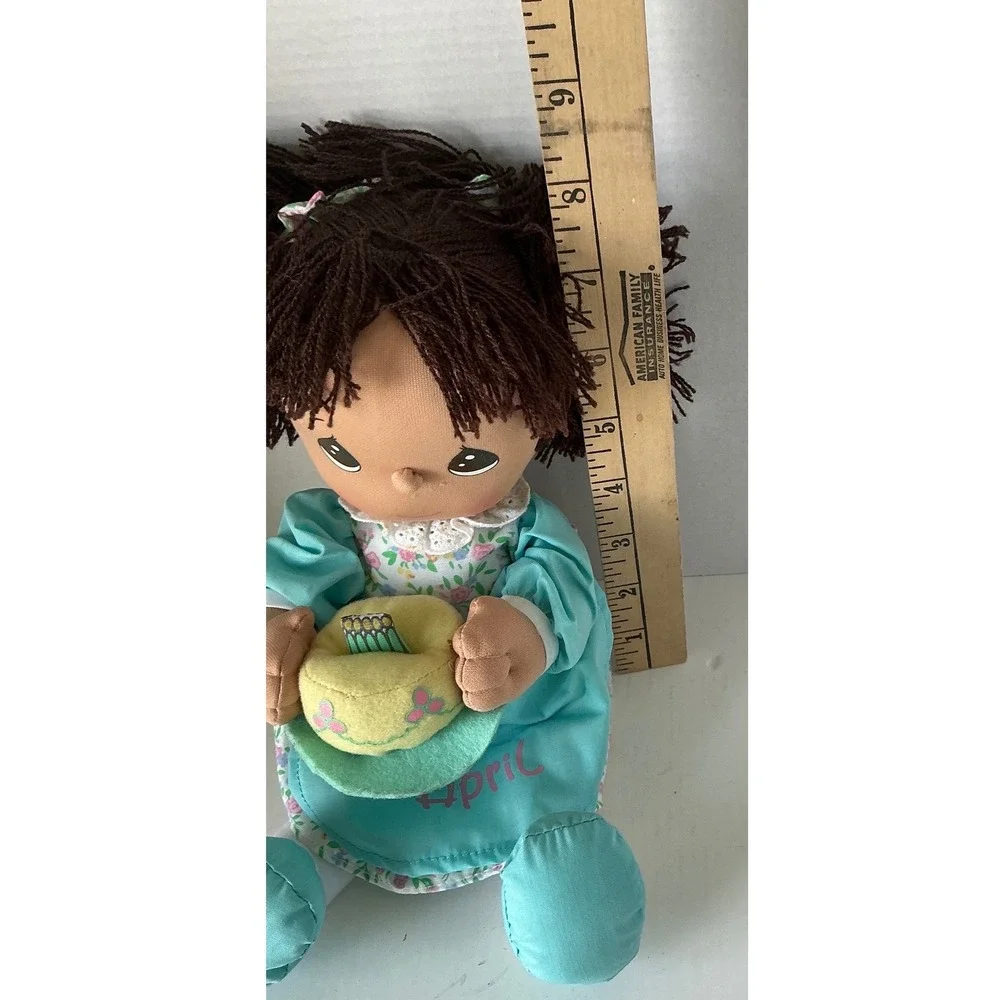 Precious Moments Y2K April Birthday Cloth Doll Floral Dress Teal Apron 12